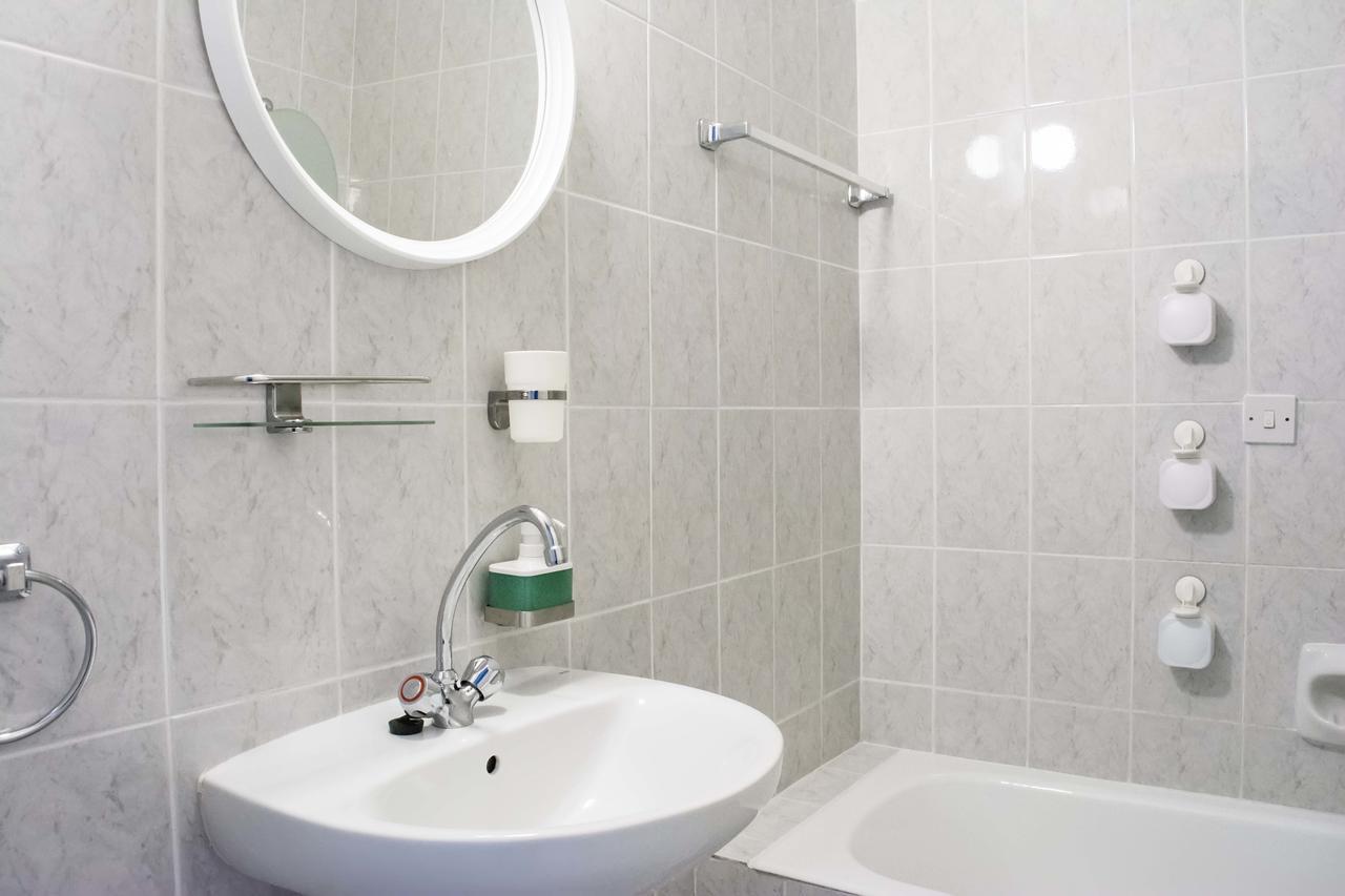 Appartement Pafia 3 *